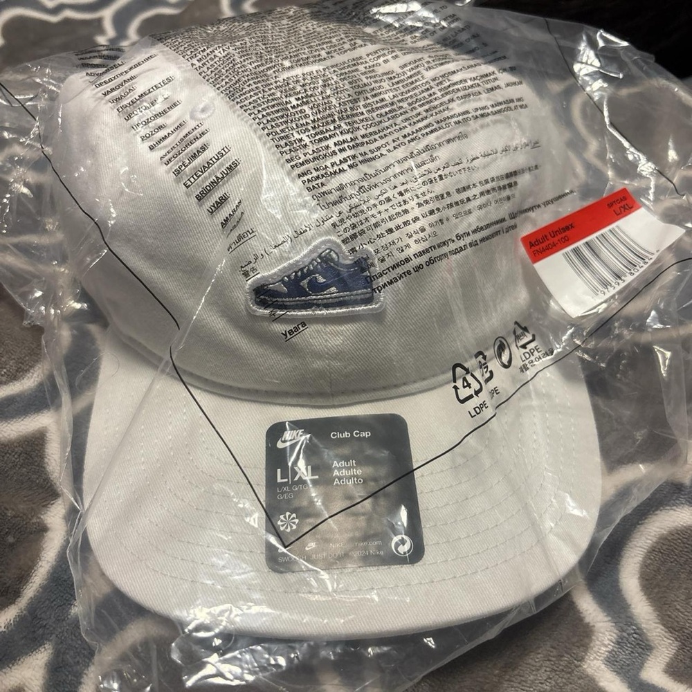 Nike Classic White Cap